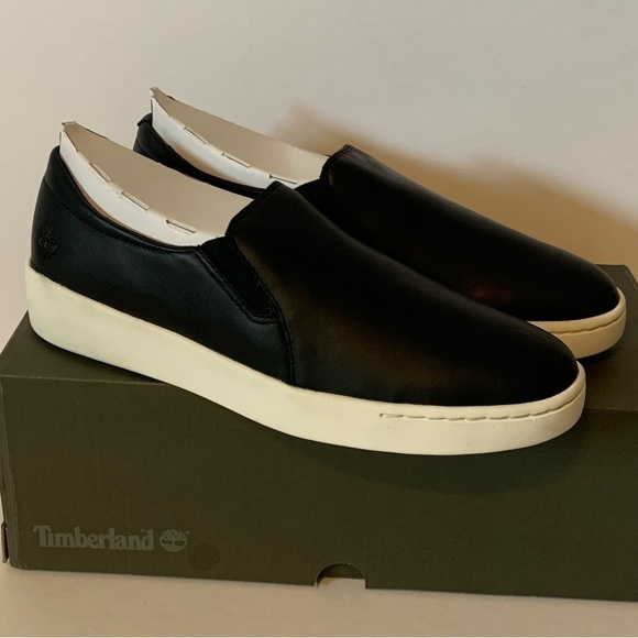 NIB. TIMBERLAND Women’s Teya Slip-On Shoes - Picture 5 of 8